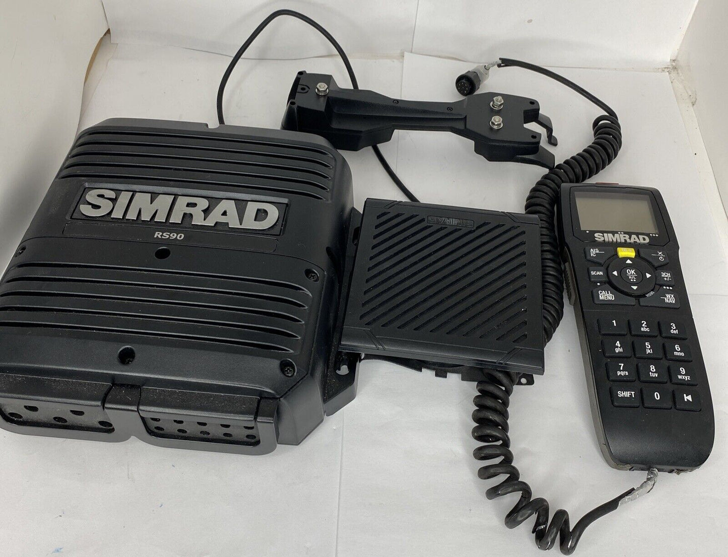 Simrad RS90S VHF Radio Transceiver Black Box with HS90 VHF Wired Handset